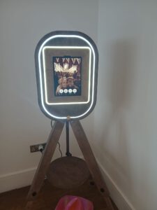 Vintage Selfie Mirror