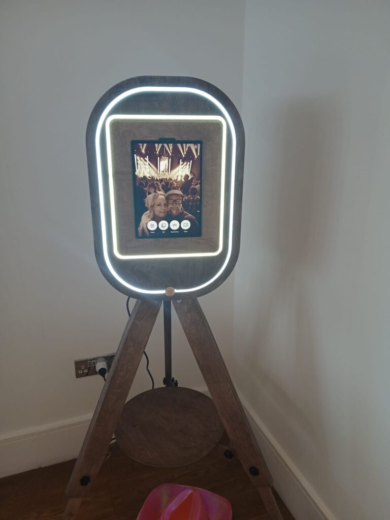 Vintage Selfie Mirror